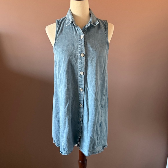 Z Supply Dresses & Skirts - Z Supply New Day Denim Dress